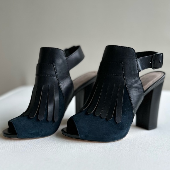POUR La VICTOIRE Elyse Navy Suede w/Black Leather Fringe Heel - Picture 2 of 8